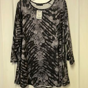 3/4 sleeve shirt with tags